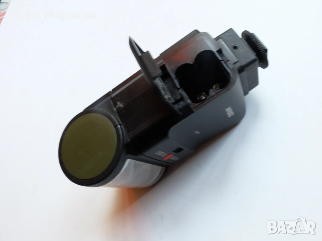 СВЕТКАВИЦА за филмови и цифрови фотоапарати, снимка 2 - Фотоапарати - 52556939