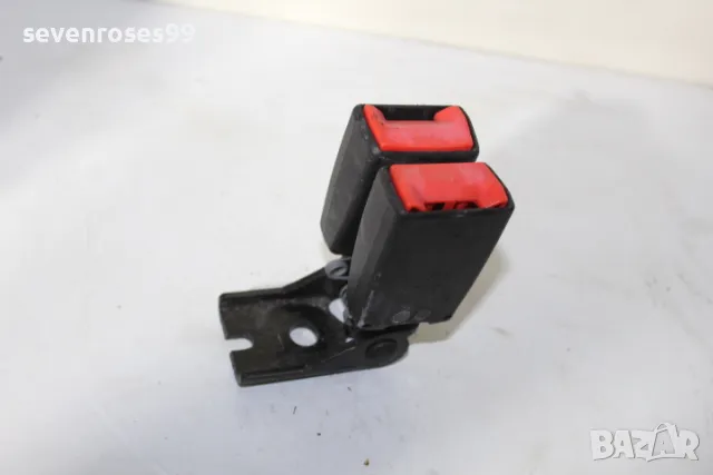 Закопчалка колан задна Форд Фиеста 6 1.4d 2011 Ford Fiesta 6 34026067a, снимка 2 - Части - 49791750