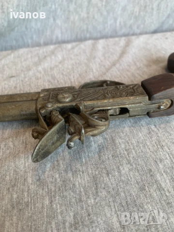 стар пищов , снимка 4 - Антикварни и старинни предмети - 50507738