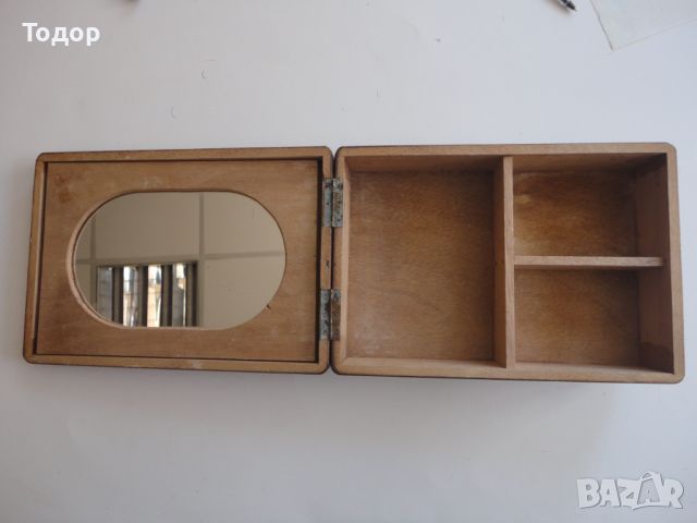 Невероятна бръснарска  дървена кутия с огледало, снимка 4 - Мъжка козметика - 45839332