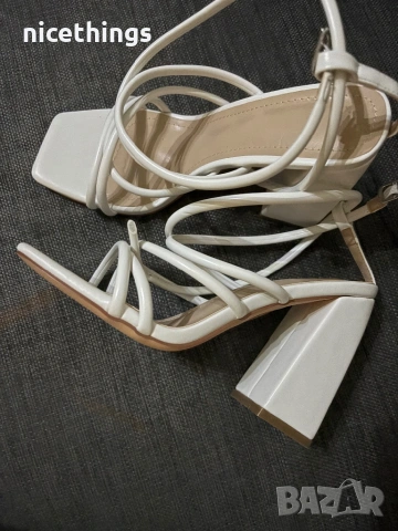 Нови бели сандали на ток, снимка 2 - Сандали - 53459246
