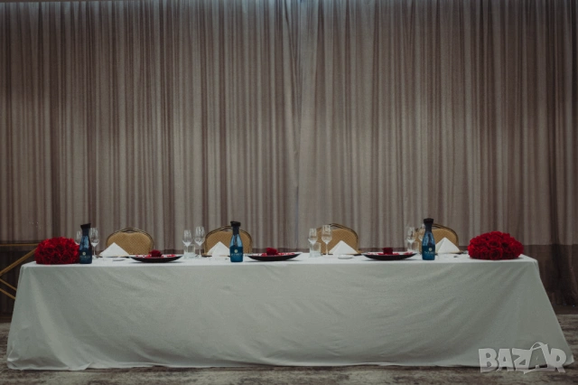 Украса за маса от изкуствени рози, снимка 4 - Други - 52572323