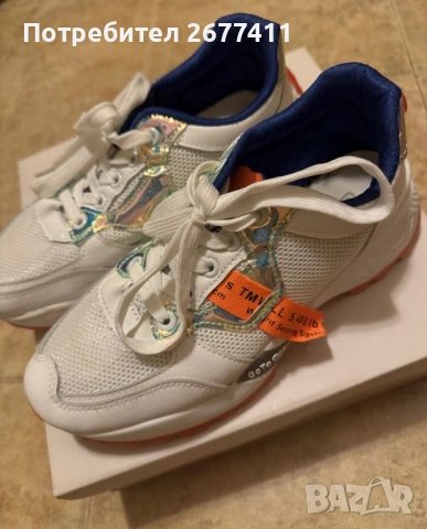 Дамски спортни обувки 