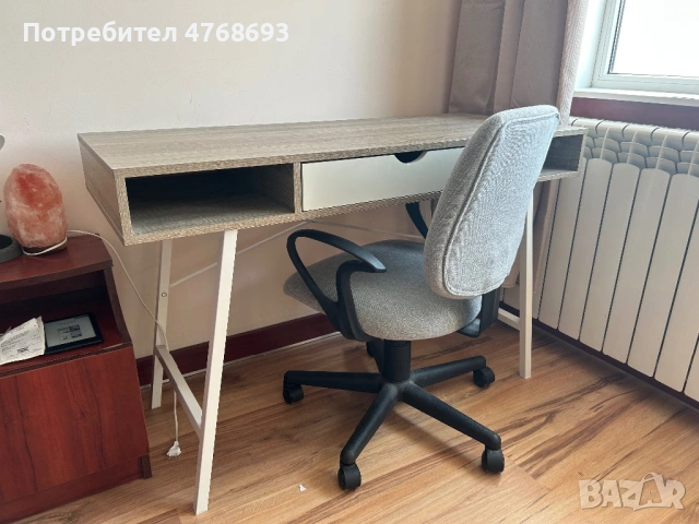 Бюро и стол