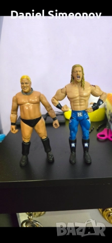 Продават се!