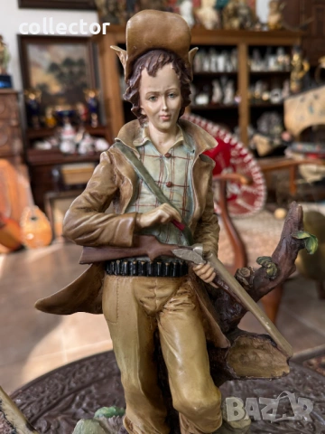 Италианска фигура -„Младият ловец с куче“. №7947, снимка 9 - Колекции - 53824315