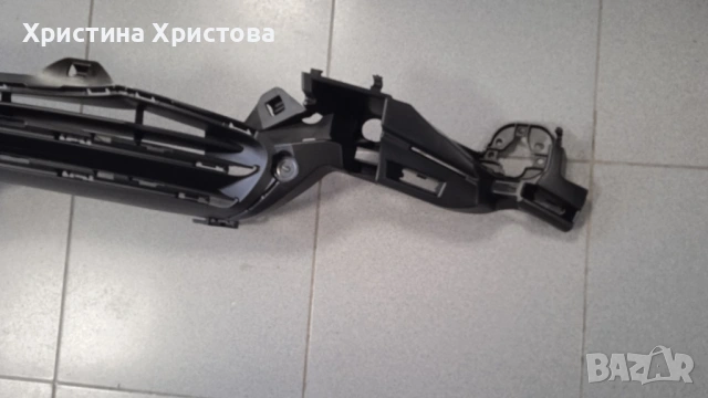 Решетка радиатор Ситроен С 4 7422R3, снимка 4 - Части - 53150875