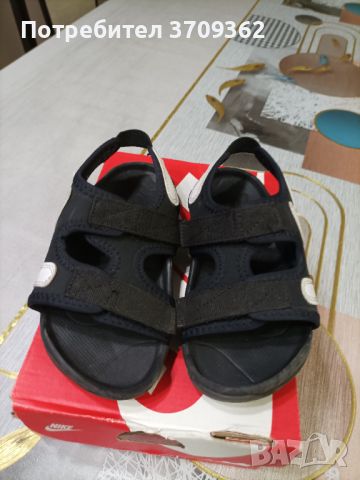 Сандали Nike, снимка 2 - Детски сандали и чехли - 45370594