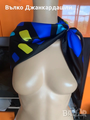 Копринен шал на геометрични фигури, снимка 9 - Шалове - 53151153