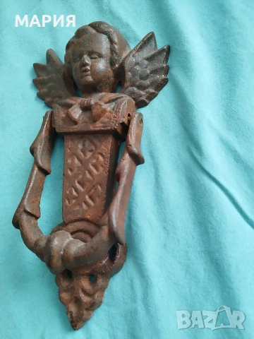 Бронзово чукало за врата