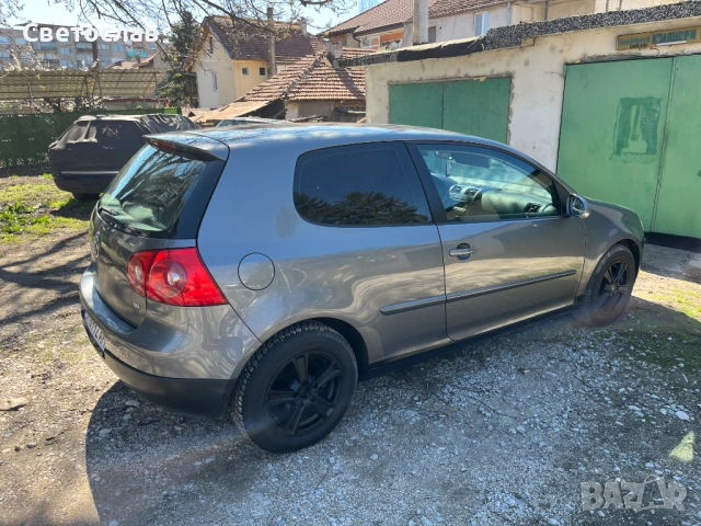 Golf 5 1.6i 2005, снимка 6 - Автомобили и джипове - 54110130