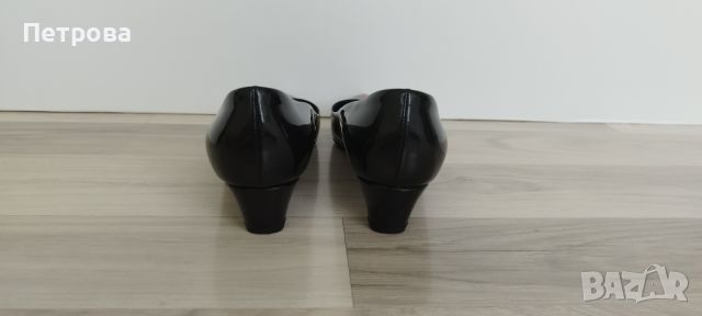 Louis Vuitton обувки на ток 38.5 Оригинал, снимка 4 - Дамски обувки на ток - 45872995
