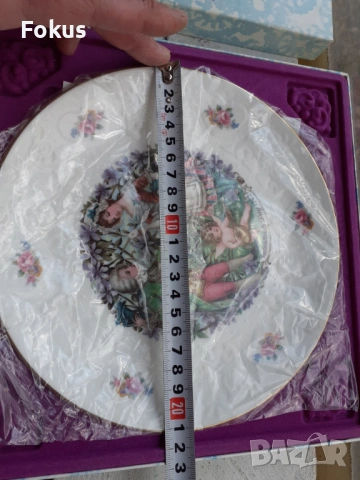 Колекционерска чиния Royal Doulton Valentines Day 1982, снимка 6 - Антикварни и старинни предмети - 53444863