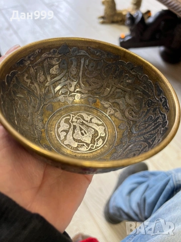 Антична ислямска купа с релефна калиграфия, снимка 3 - Антикварни и старинни предмети - 53680138