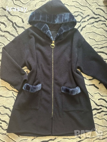 НОВО голямо дамско палто/жилетка с качулка и пух (размер 2ХЛ)