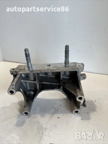 Конзола държач монтаж за KIA Sportage 1.6 CRDi хибрид (2020), снимка 2 - Части - 53338665