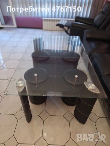Продавам холна гарнитура с маса, снимка 9 - Дивани и мека мебел - 53853699