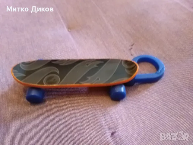 Скейборд ключодържател