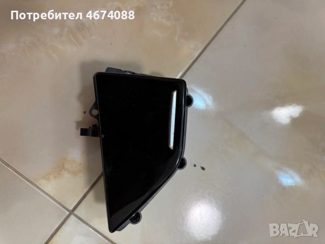 Пепелник на задна дясна врата на Ауди Audi A8 D4 4H само за 100лв. 4h0857406 0423.311, снимка 2 - Части - 52743414