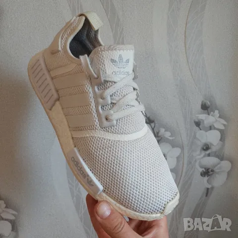 маратонки adidas NMD R1 “Triple White” номер 44 ,5-45 1/3, снимка 7 - Маратонки - 49763084