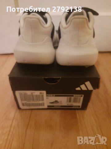 Детски маратонки Adidas, снимка 8 - Детски маратонки - 51639925