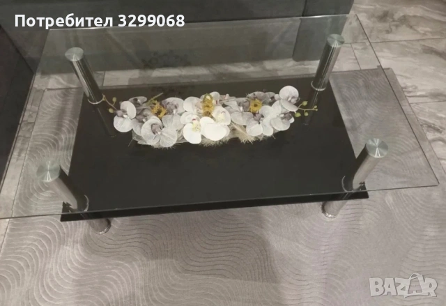 Стъклена холна масичка