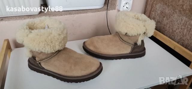 Апрески Ugg Оригинални!! , снимка 3 - Дамски апрески - 52876437