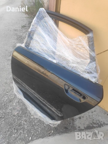 Врата Audi A8 D3 Задна Лява, снимка 5 - Части - 51124446