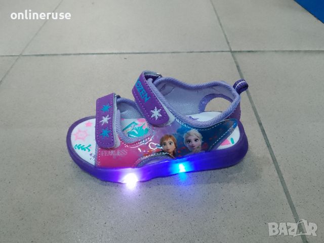 детски светещи сандали , снимка 2 - Детски сандали и чехли - 45525387