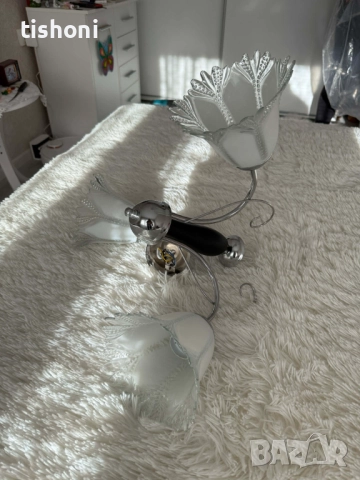 Стъклен Полилей , снимка 4 - Лампи за таван - 52938058