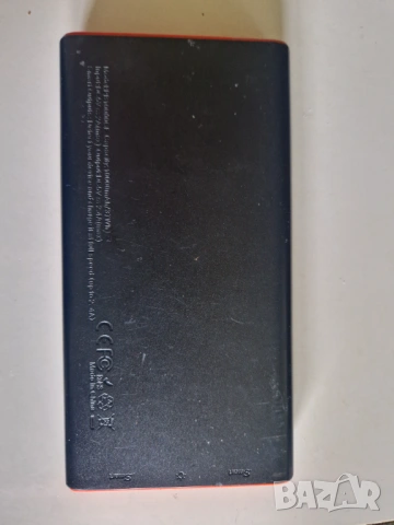 Външна батерия EasyAcc10 000mAh, снимка 3 - Оригинални батерии - 53689579