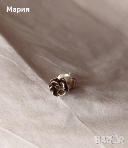 Обеца с роза, снимка 2 - Обеци - 53857146