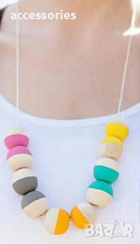 Цветни бижута, снимка 2 - Колиета, медальони, синджири - 50970842