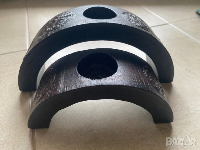 Комплект дървени свещници