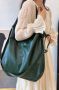 Зелена голяма чанта от мека екокожа, снимка 1 - Чанти - 45481229
