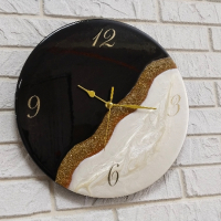 Часовник от епоксидна смола, снимка 2 - Стенни часовници - 44979410