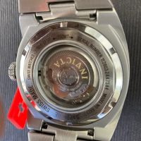 Invicta Swiss Made Automatic НОВ, снимка 2 - Мъжки - 45284635