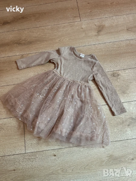 Приказна детска рокля със златна нишка, размер 98, снимка 1