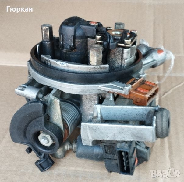 VW  1.8  Карбуратор , снимка 1