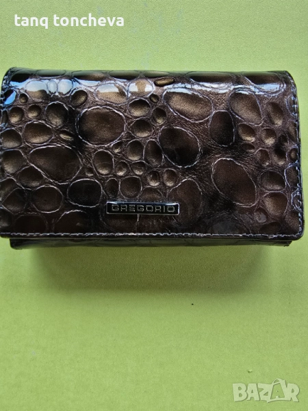 Лачено портмоне с крокодилски принт в златисто кафяво, снимка 1