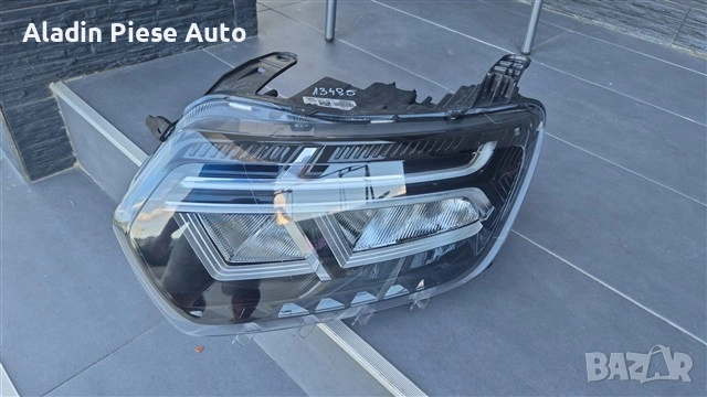 Ляв фар Dacia Duster 2 Led Facelift година 2021 2022 2023 код 260605549R , снимка 1