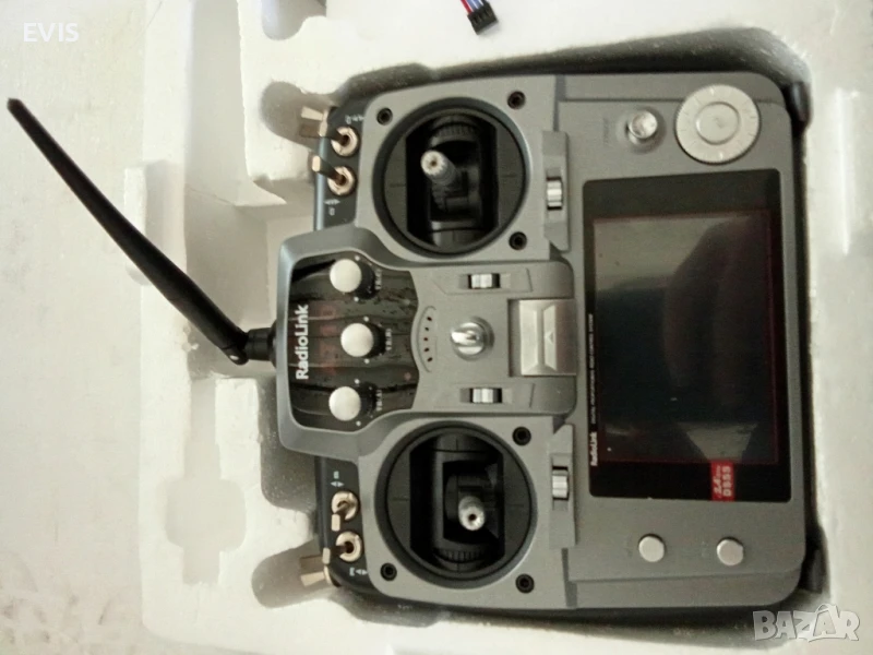 Продавам Radiolink AT10 – 10-канален цифров пропорционален R/C предавател, снимка 1