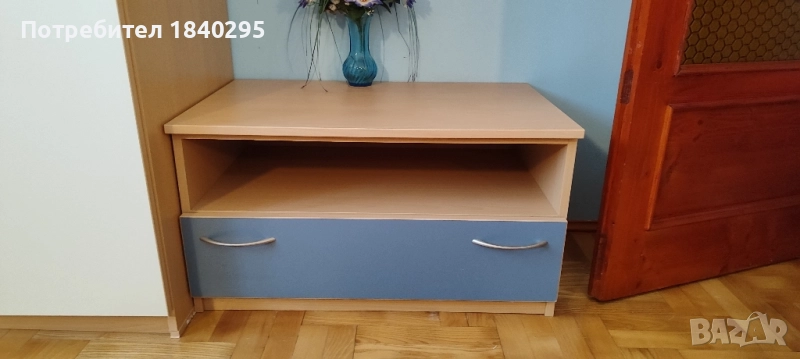 Малко шкафче, снимка 1