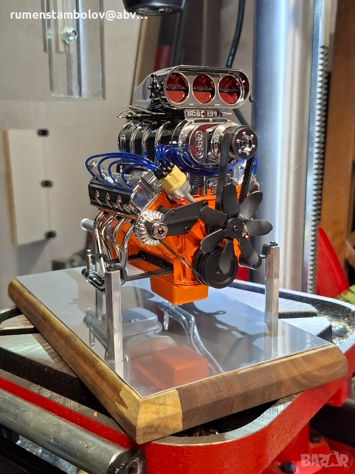 Двигател от Dodge Charger - Бързи и яростни,  1:8, снимка 1