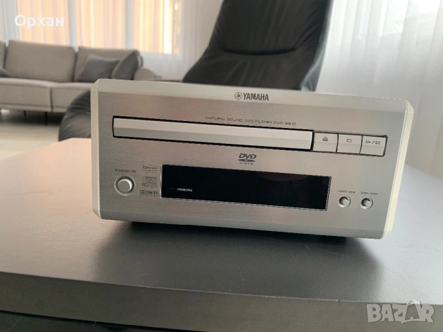 Yamaha DVD-E810 (PianoCraft) – Като ново! Висок клас CD/DVD плейър