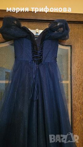 Бална рокля в тъмно син цвят 