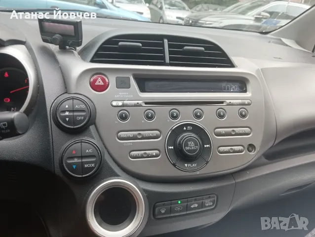 Honda Jazz 1.4, снимка 14 - Автомобили и джипове - 46937666