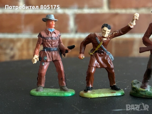 Стари фигурки войници Elastolin.Индианци , каубои, рицари…, снимка 2 - Колекции - 53731478