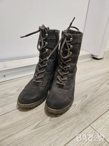 Сиви велурени боти с удобен ток. 37 номер. В добро състояние. , снимка 3 - Дамски боти - 52505671