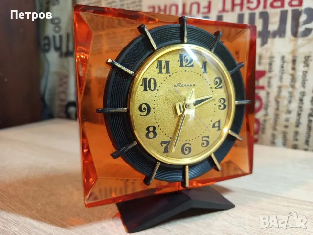 Стар Настолен Часовник"Молния"(Molnia), снимка 7 - Антикварни и старинни предмети - 50021334